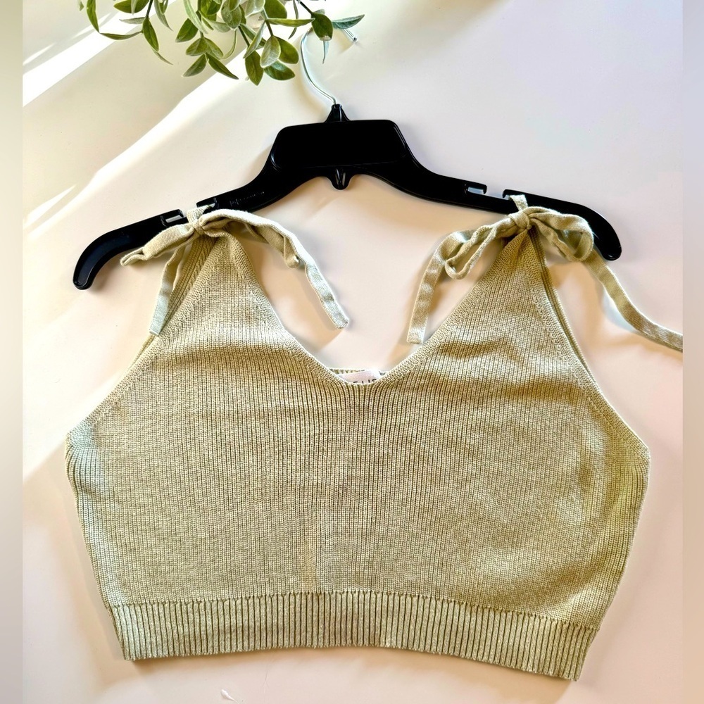 Le Lis Light Green Knit Crop Top Ribbed Adjustable Tie Straps Festival Boho Sz S